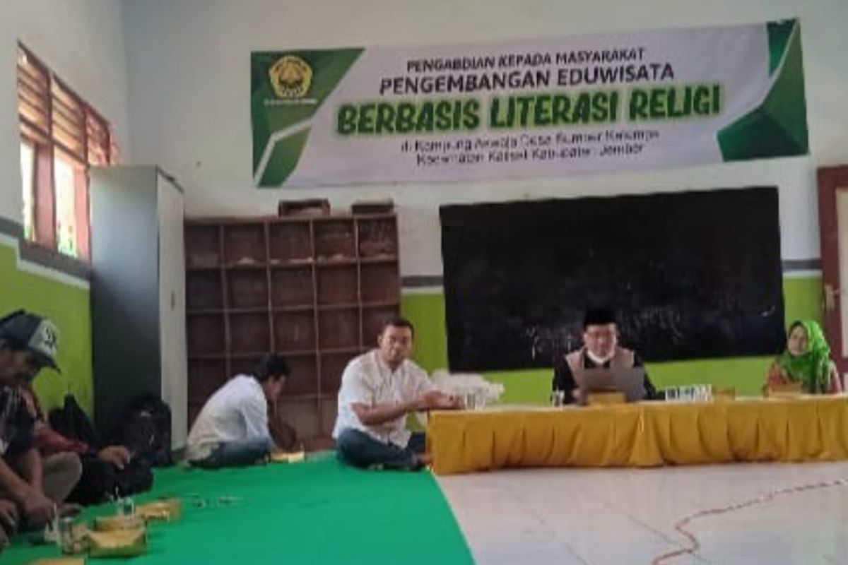 Tim Unej gagas edukasi wisata religi di Kampung Aswaja Jember