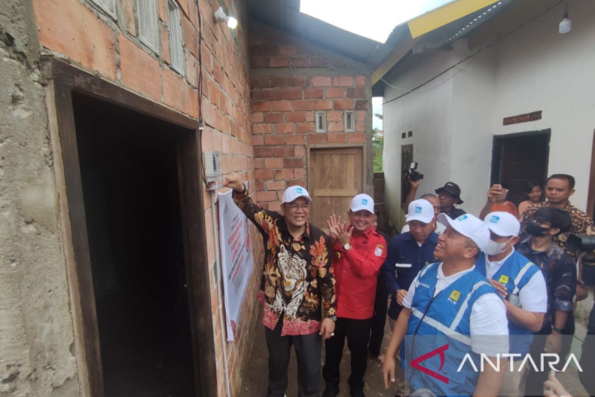 Anggota DPR dorong perluasan sambungan listrik rumah di Kabupaten Banyuasin