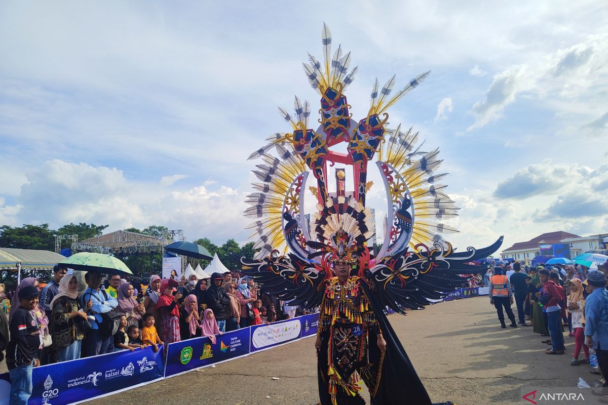 Tapin Culture Carnival tarik perhatian ribuan penonton