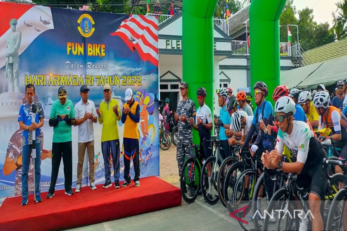 Ketua DPRD Kotabaru hadiri fun bike hari armada 2022