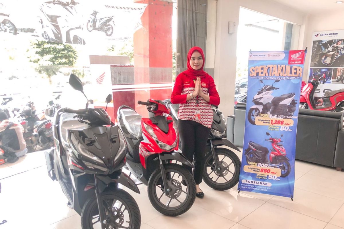 Banyak untung beli motor dengan promo 'spektakuler'