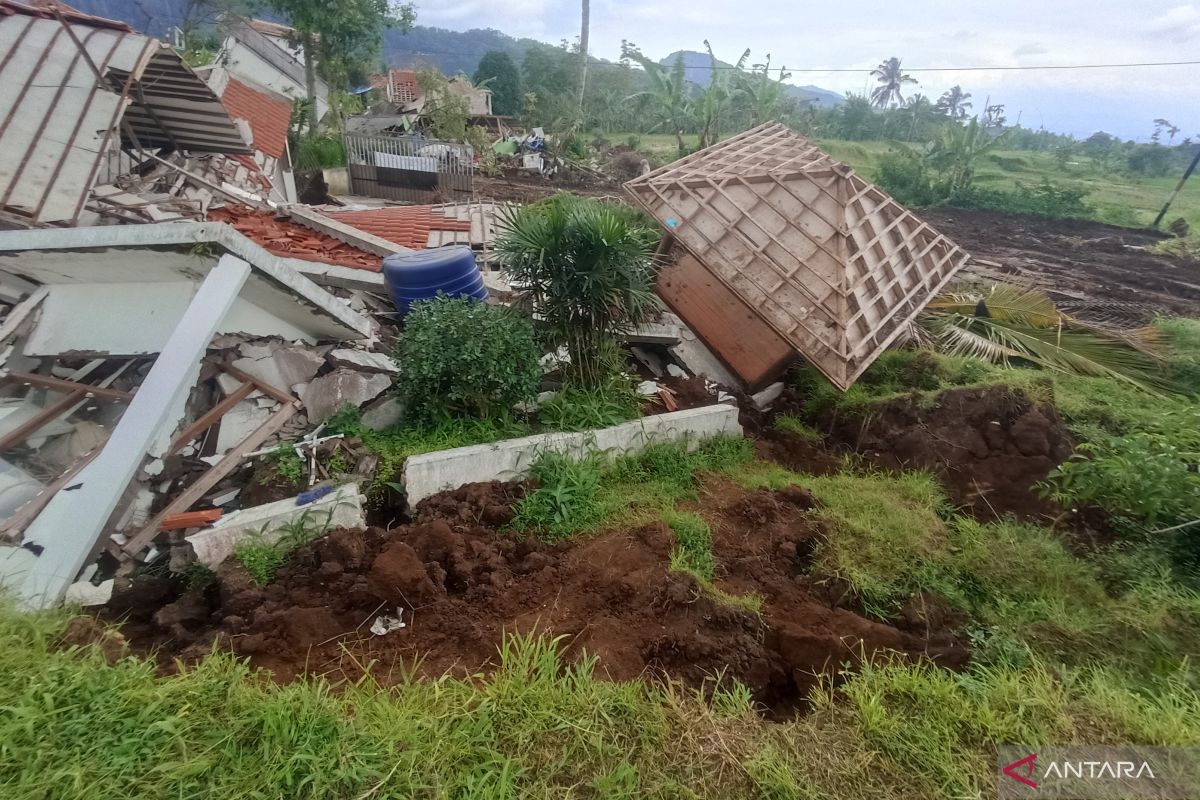 Pemkab Cianjur ambil alih lahan 8 kilometer di Patahan Cugenang