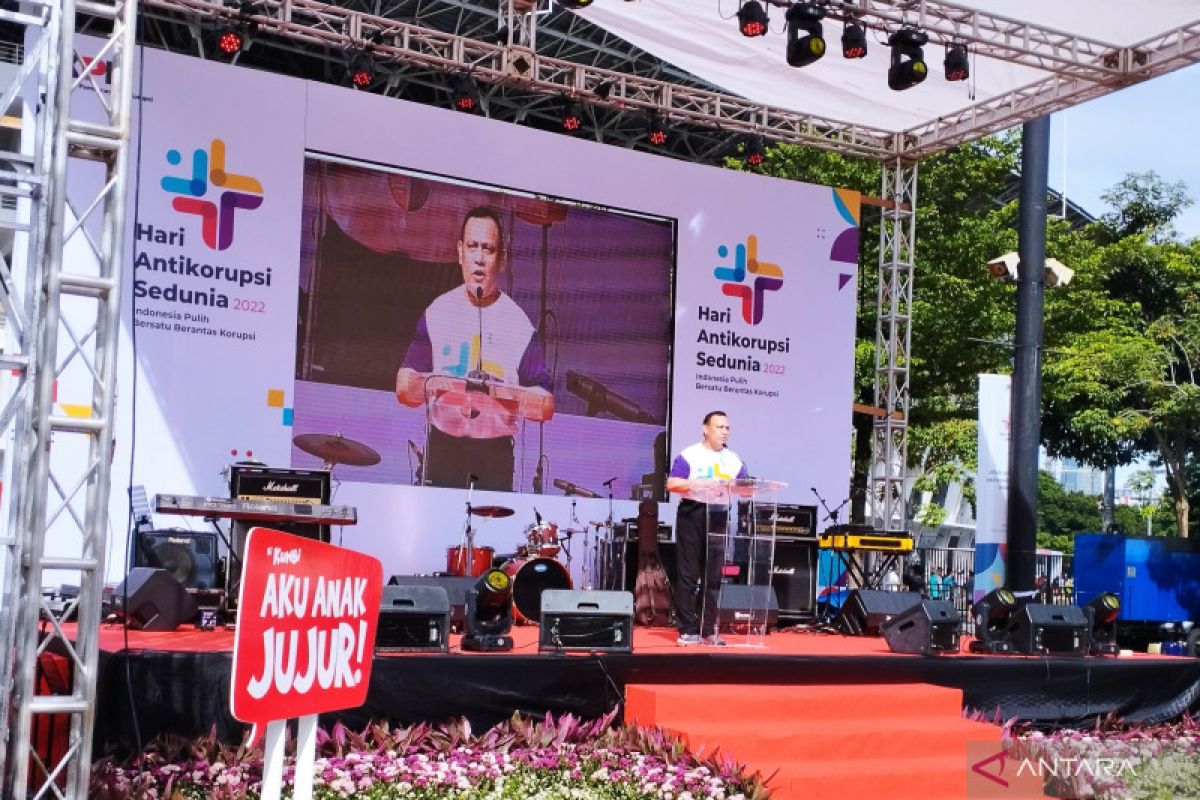 KPK organizes fun walk event to commemorate 2022 anti-corruption day