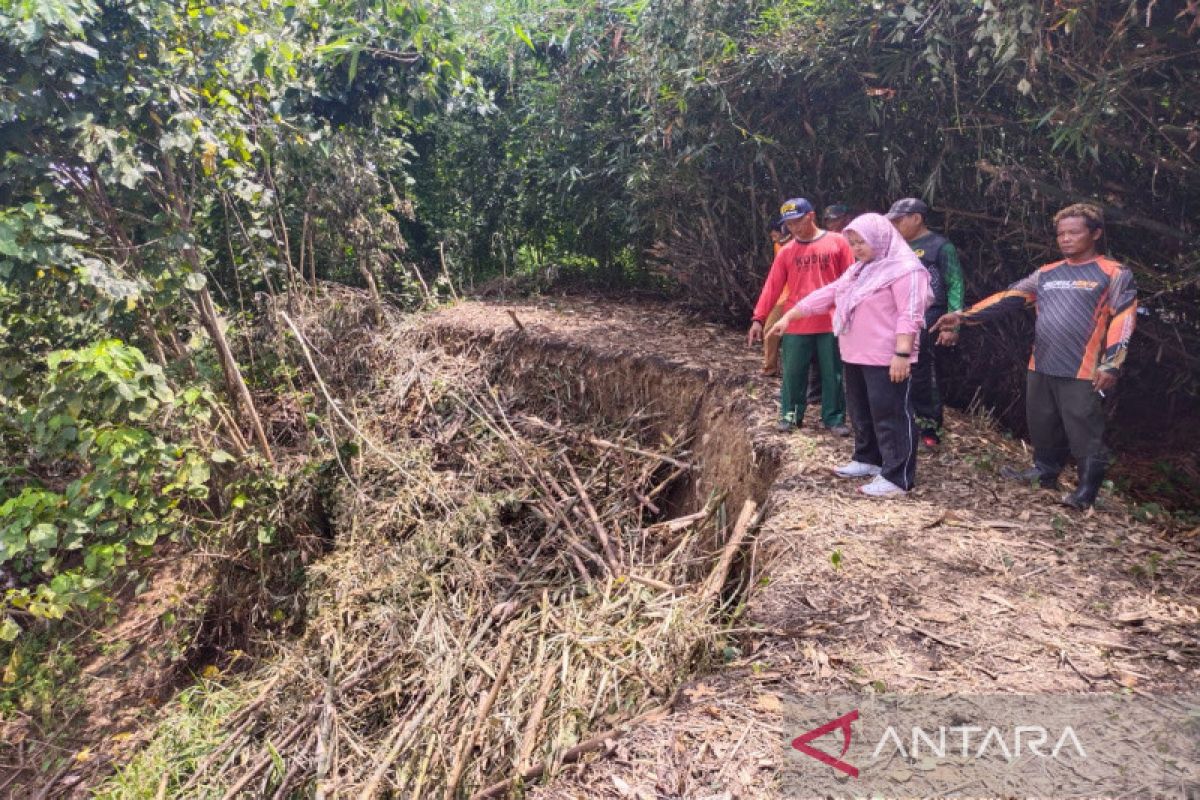 Anggota DPRD Kulon Progo minta BBWSSO bangun talud Sungai Serang