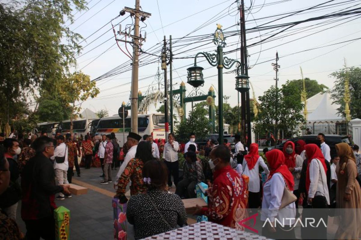 Pernikahan Kaesang, belasan ribu relawan Jokowi hadir ikut mendoakan