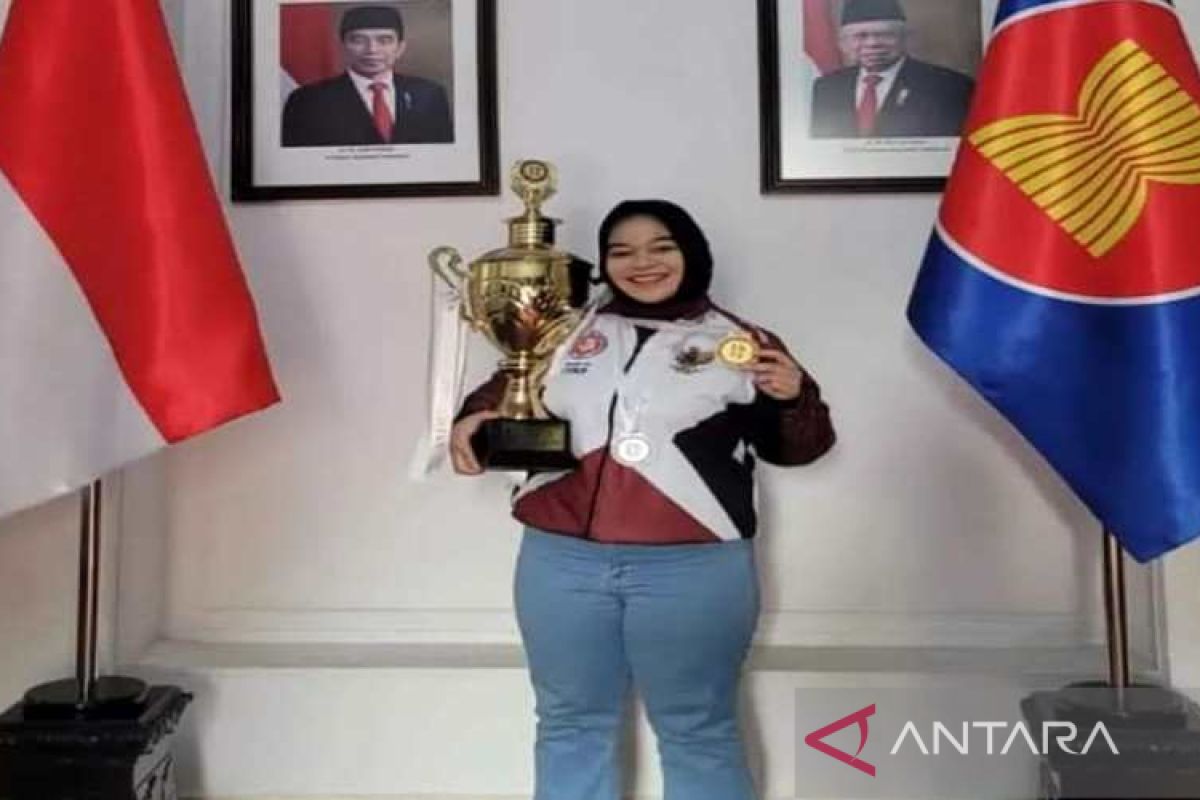 Atlet INATKF HSS Devia raih dua medali untuk Indonesia