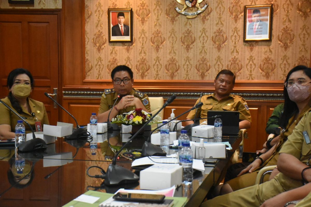 Pemkot Denpasar siapkan gerai pasar sambut Natal