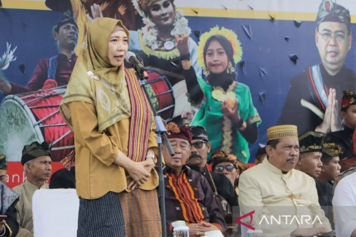 Parade budaya digelar menjelang HUT ke-64 NTB