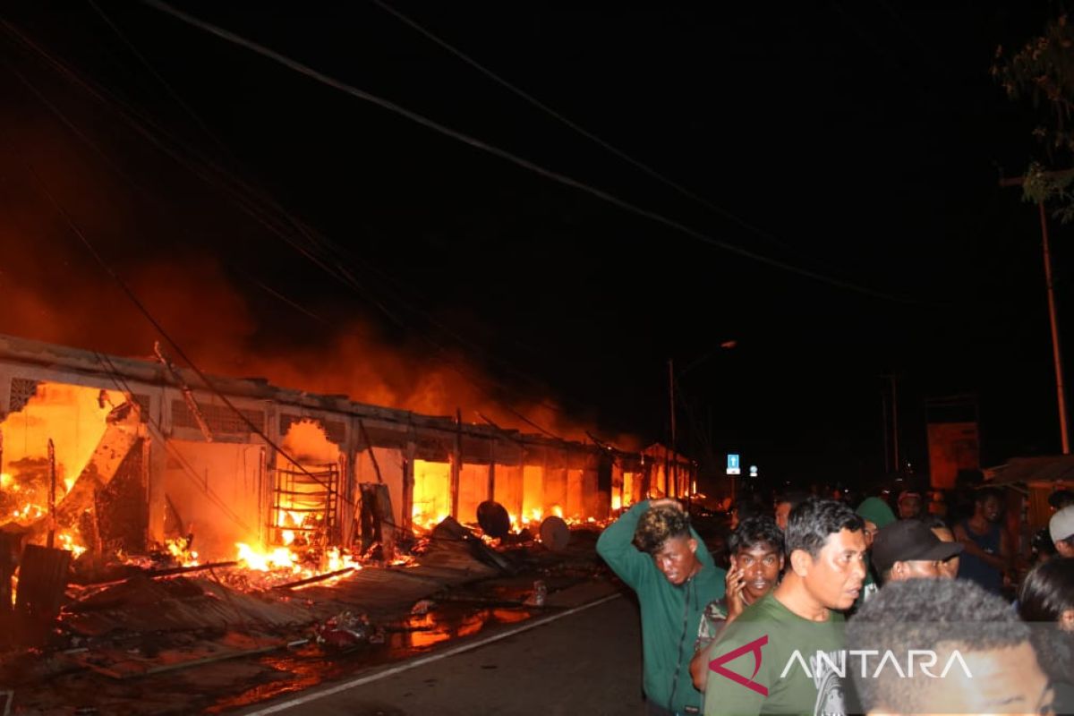 Polisi selidiki penyebab kebakaran puluhan bangunan di Saumlaki Maluku, begini penjelasannya