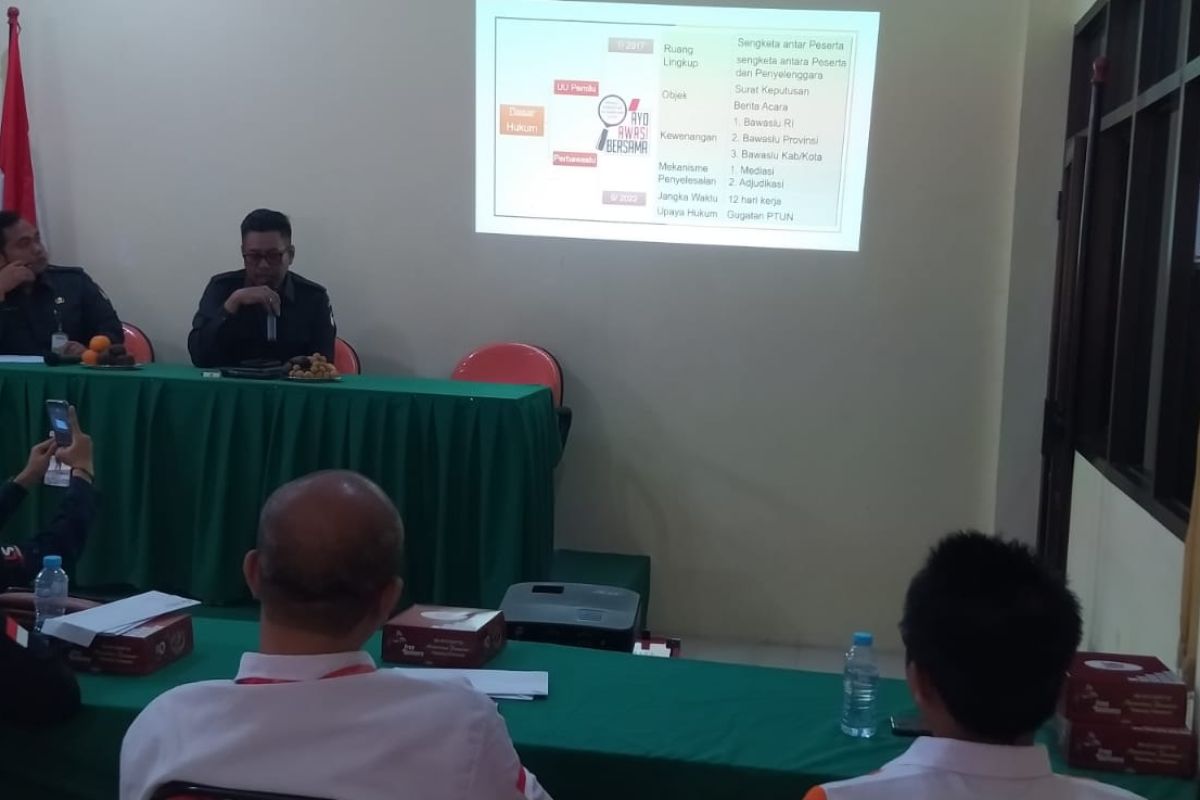Bawaslu Surabaya sosialisasi tata cara penyelesaian sengketa Pemilu