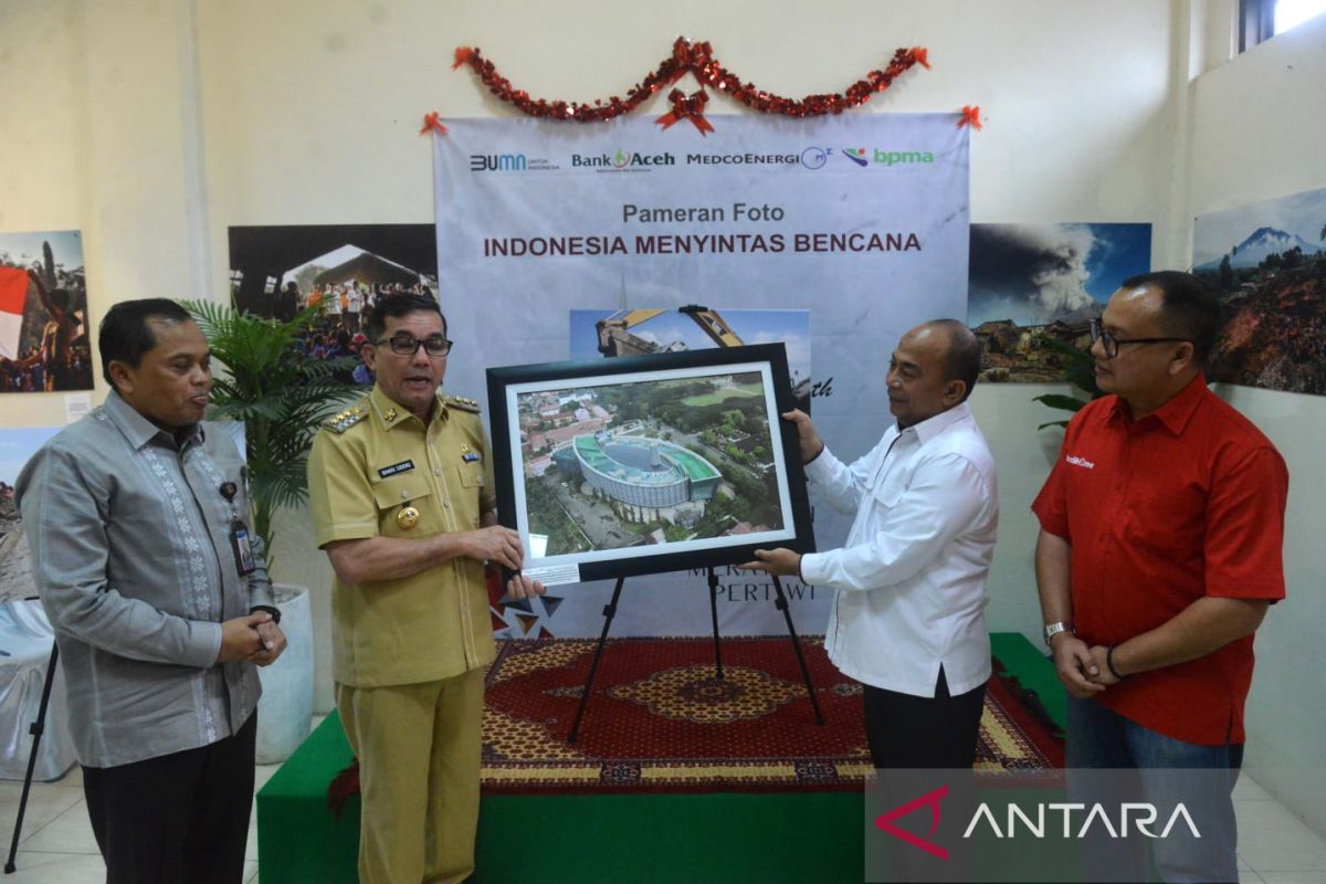 HUT ke 85, LKBN Antara Biro Aceh pamerkan foto bencana Indonesia