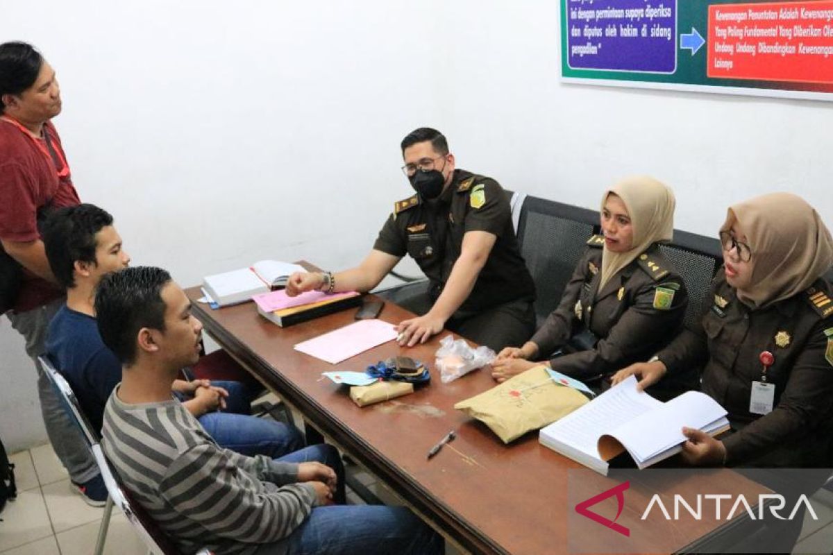 Bareskrim serahkan tersangka narkotika jaringan Aceh-Lampung ke Kejari Banda Aceh