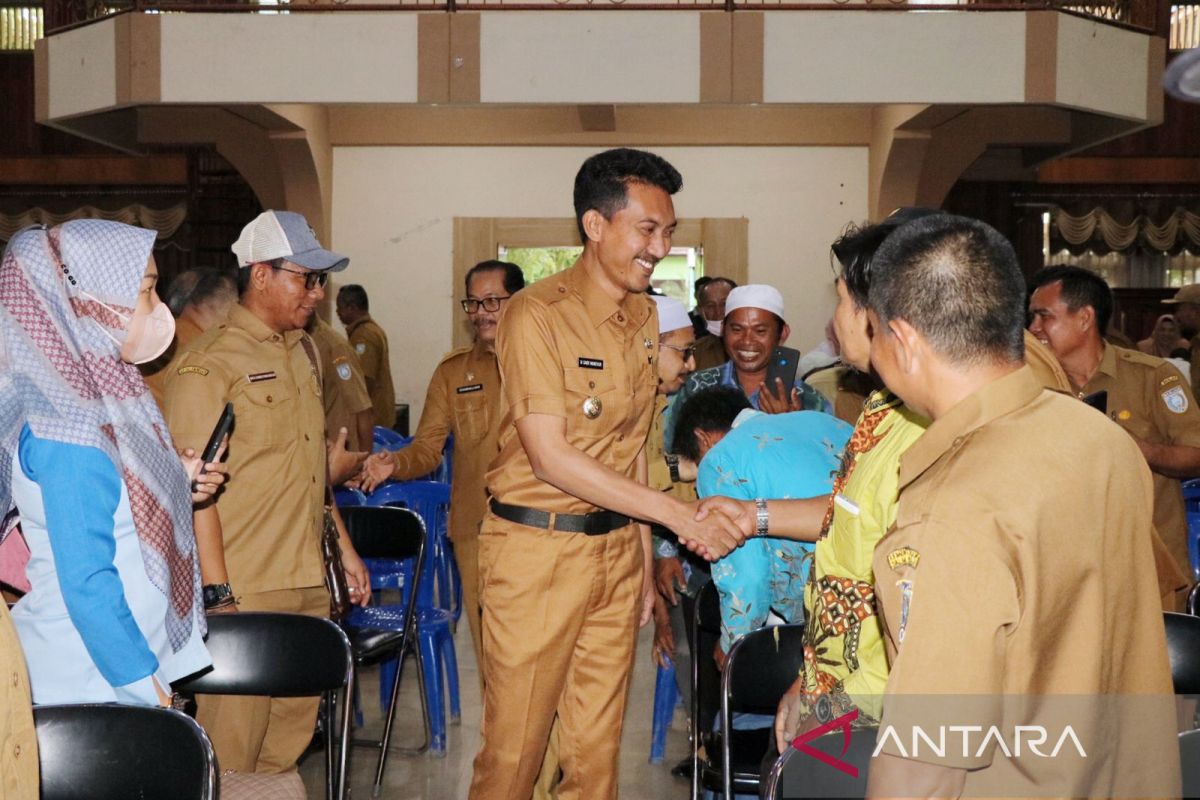 Bupati minta aparatur pemdes dukung program pembangunan