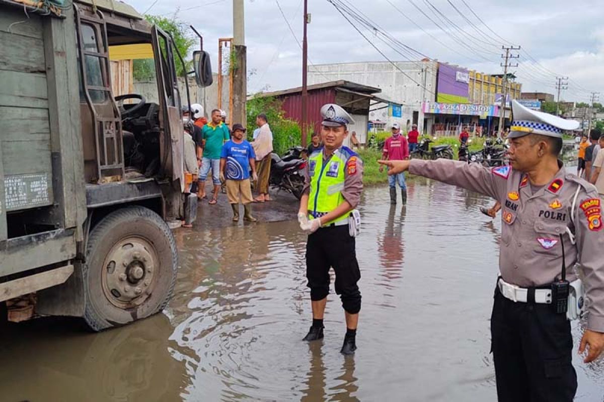 Kecelakaan maut, petani tewas terlindas truk