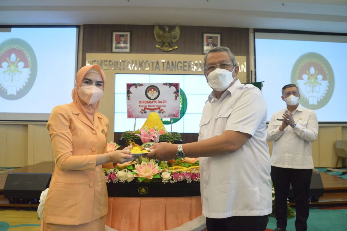 Wali Kota Tangerang harap DWP jadi wadah pengembangan kewirausahaan keluarga