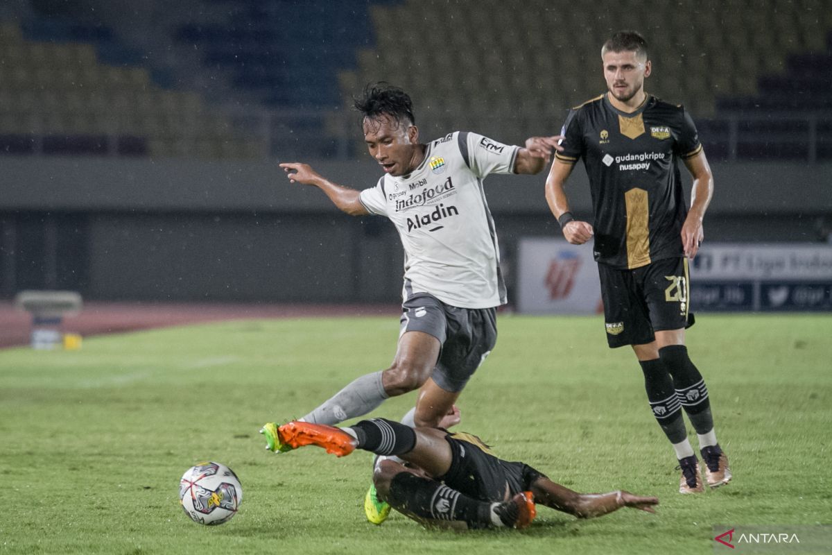 Gol tunggal Majed Osman antar Dewa menang 1-0 atas Borneo