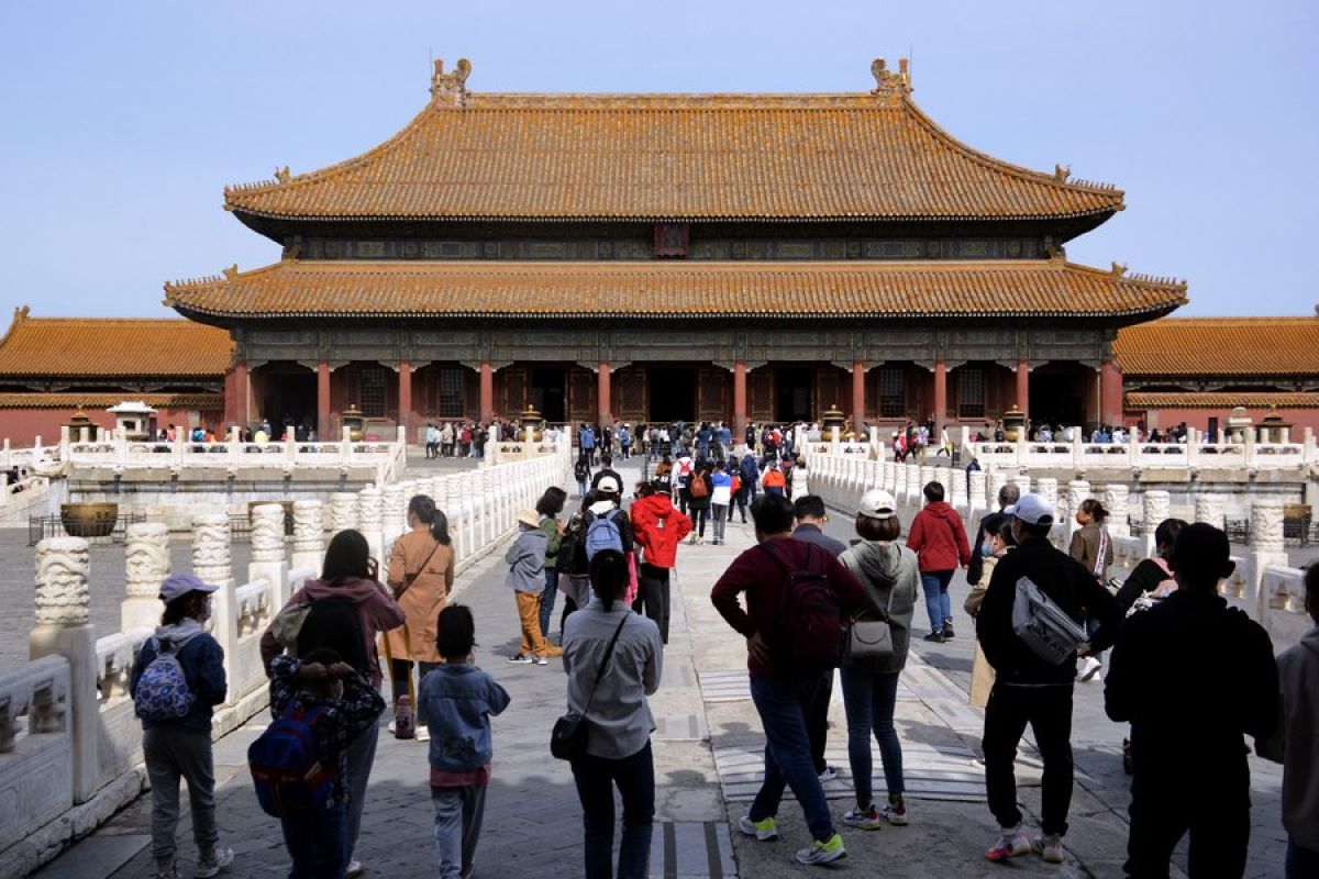 Beijing buka kembali layanan wisata berkelompok, penerbangan dan hotel
