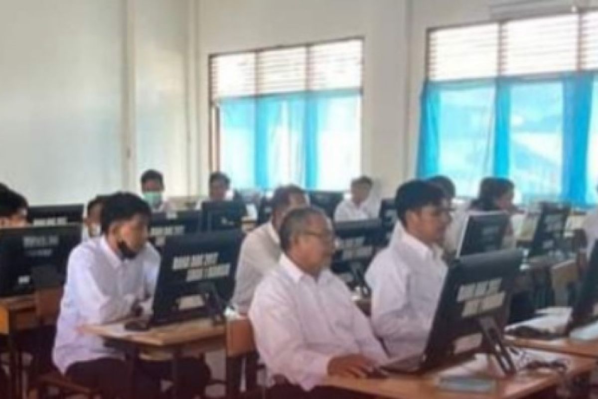 170 calon anggota PPK Mamuju ikuti tes wawancara