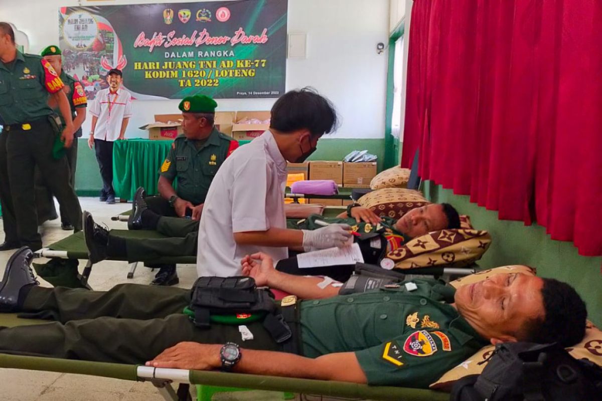 TNI di Lombok Tengah menggelar donor darah