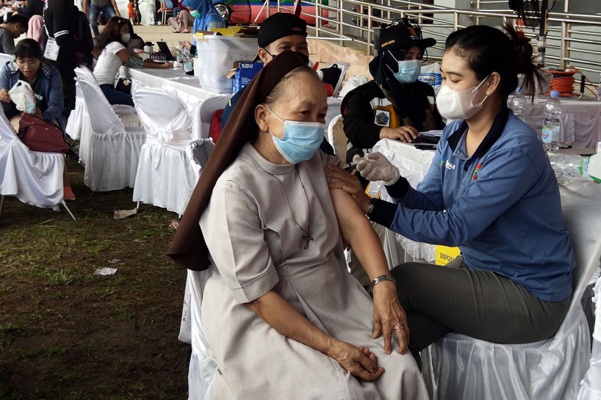 Pemkot gencarkan vaksinasi penguat kedua lansia-nakes di Palangka Raya