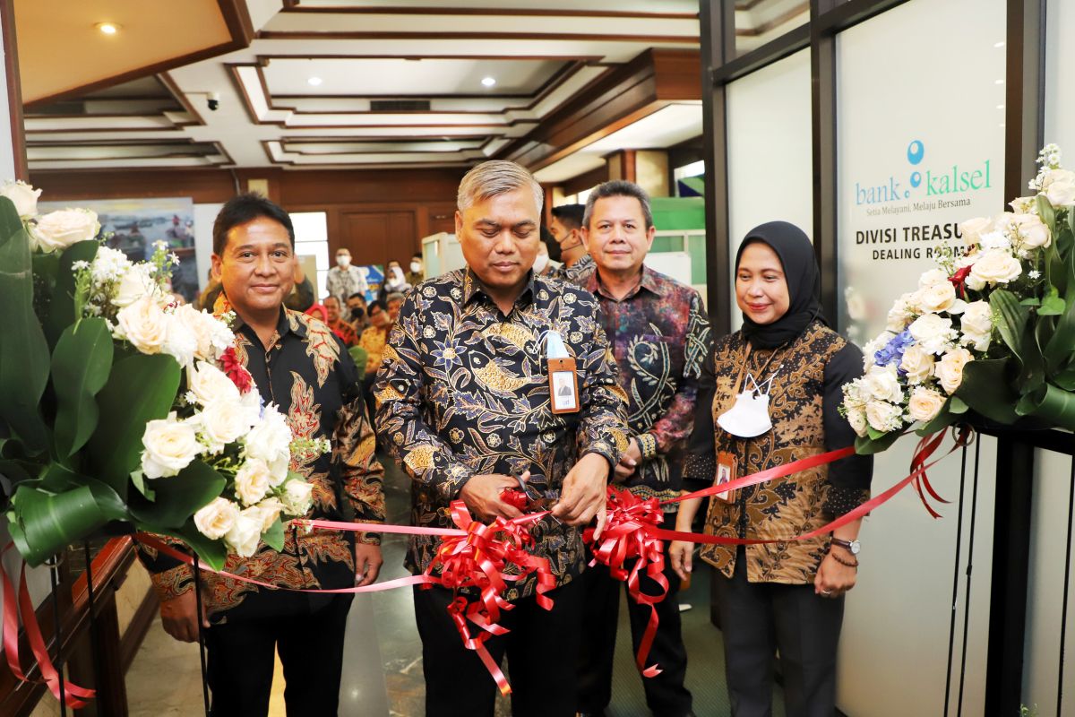 Bank Kalsel resmikan Dealing Room tingkatkan aktivitas Treasury