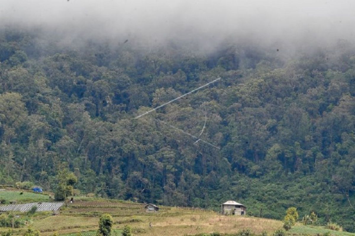 Pembukaan lahan perkebunan di dalam kawasan TNKS