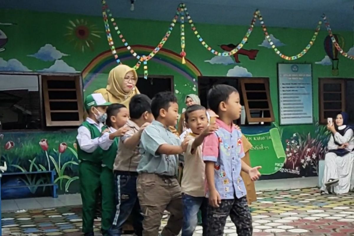 Psikolog: Jangan abaikan jika anak enggan masuk sekolah usai liburan