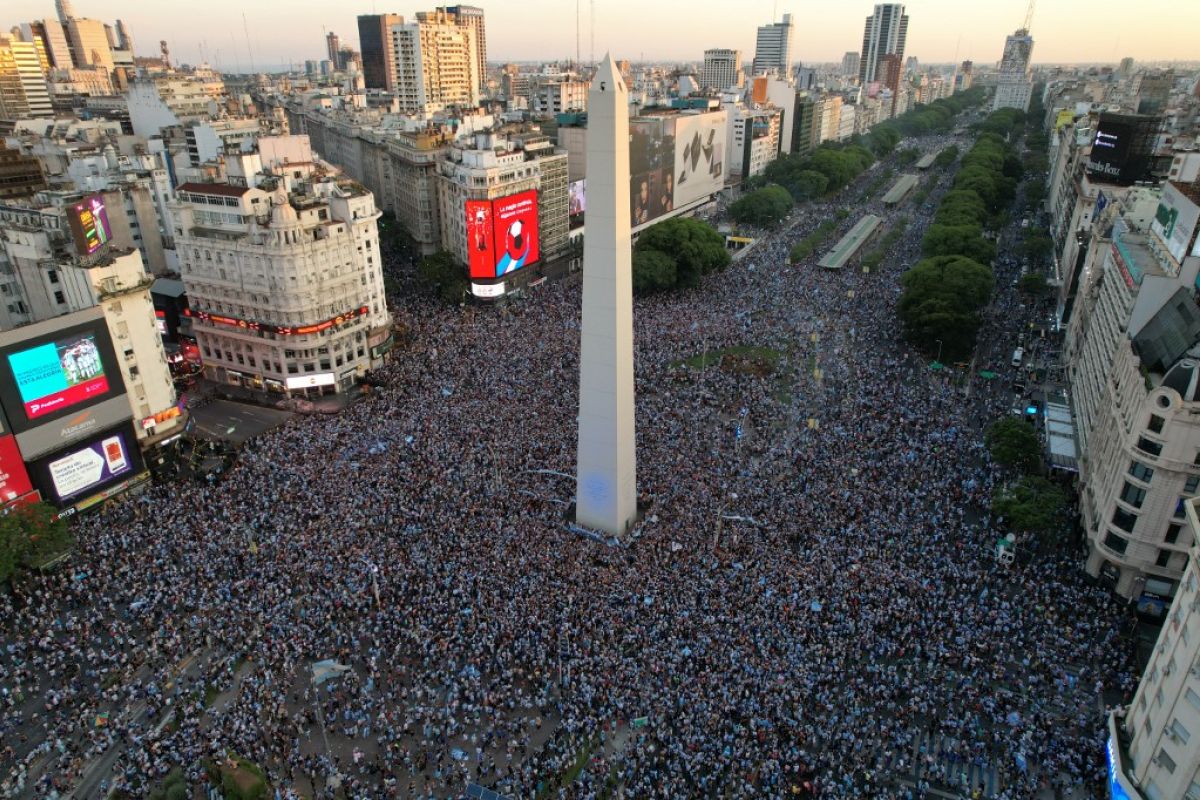 Jalan Argentina di Piala Dunia samarkan derita warganya imbas inflasi