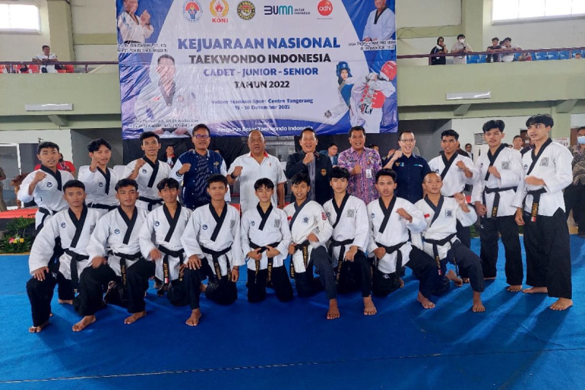 Ketum KONI Pusat resmi buka Kejurnas Taekwondo Indonesia 2022