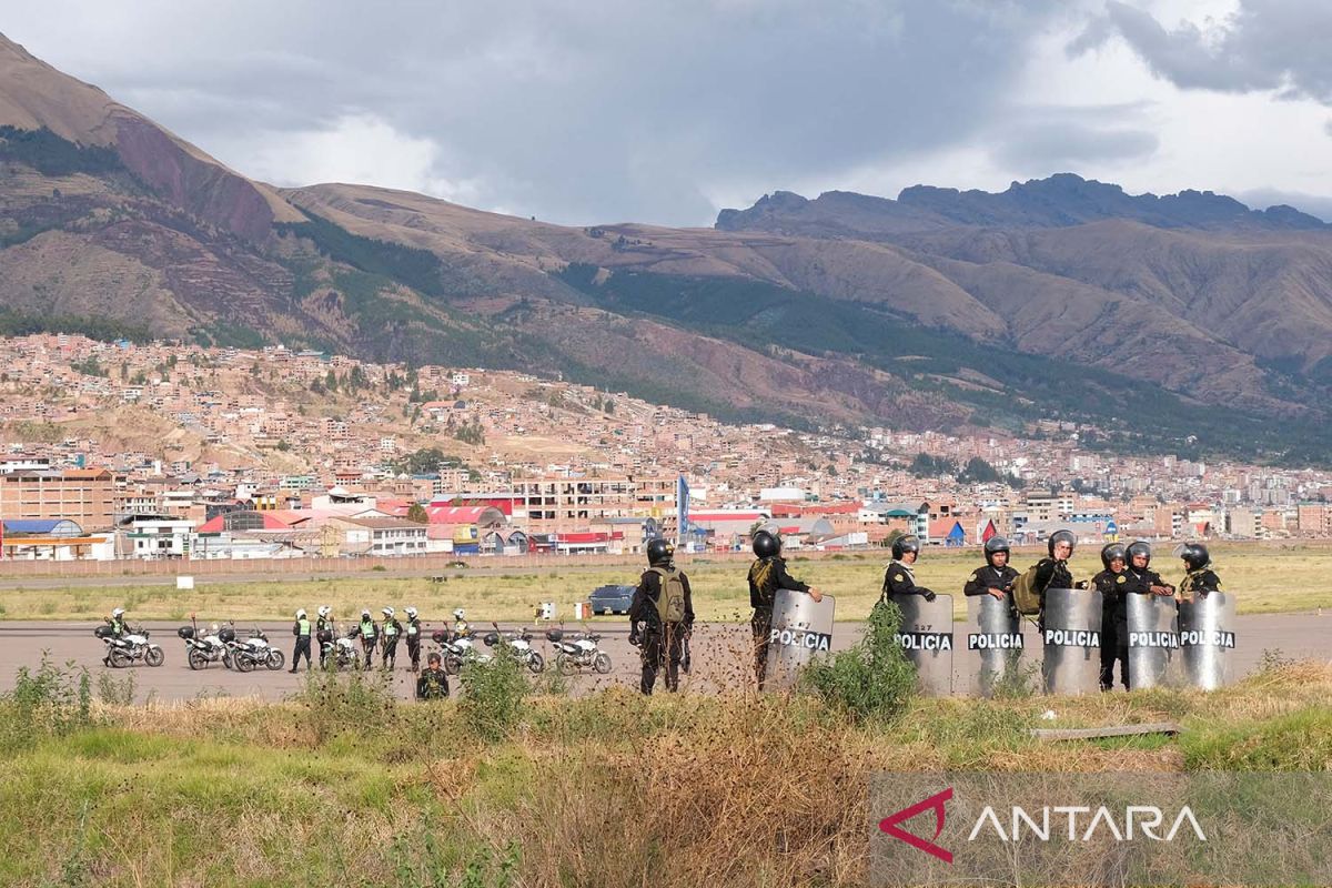 Tujuh polisi Peru tewas dalam penyergapan