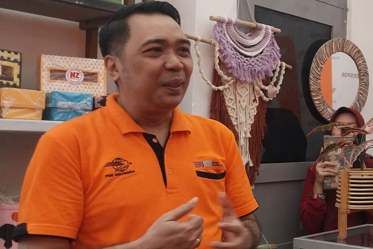 PT Pos  salurkan bansos untuk KPM disabilitas di Sulteng