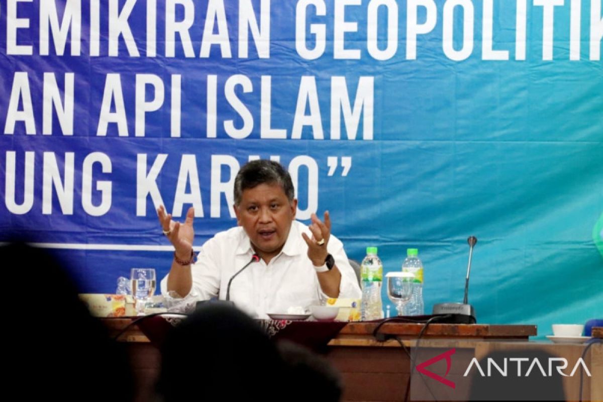 Hasto dorong anak muda tegaskan kepemimpinan Indonesia dengan iptek