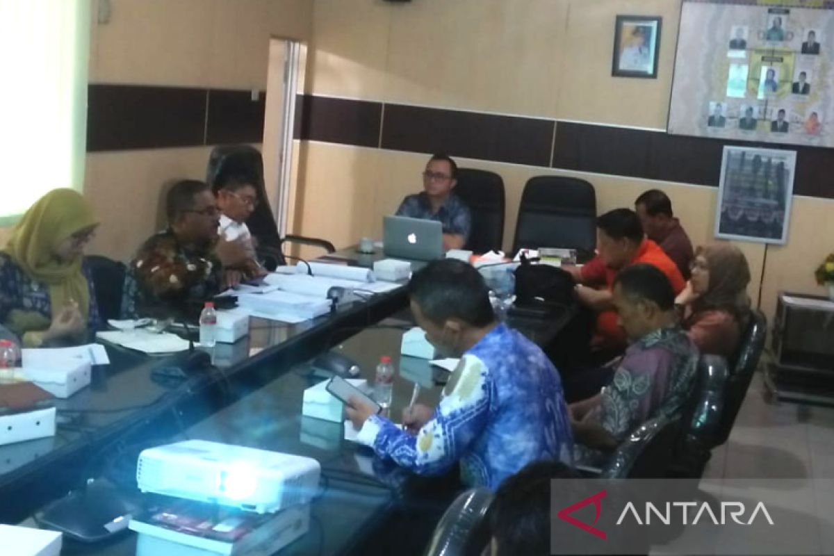 Banjarmasin buat aturan tangani limbah cair industri sasirangan