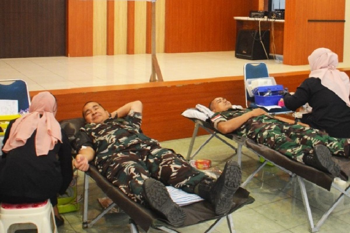 Warnai Hari Juang TNI AD 2022 Korem 172/PWY gelar donor darah