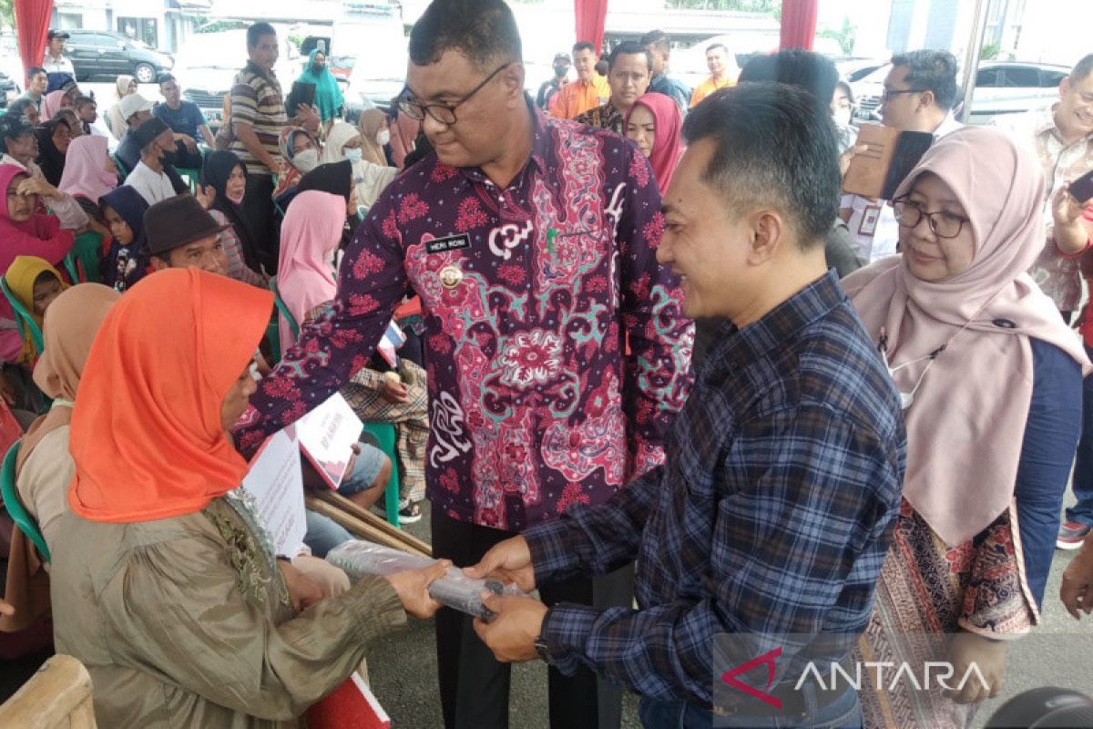 Kemensos salurkan bantuan untuk penyandang disabilitas Bengkulu Tengah