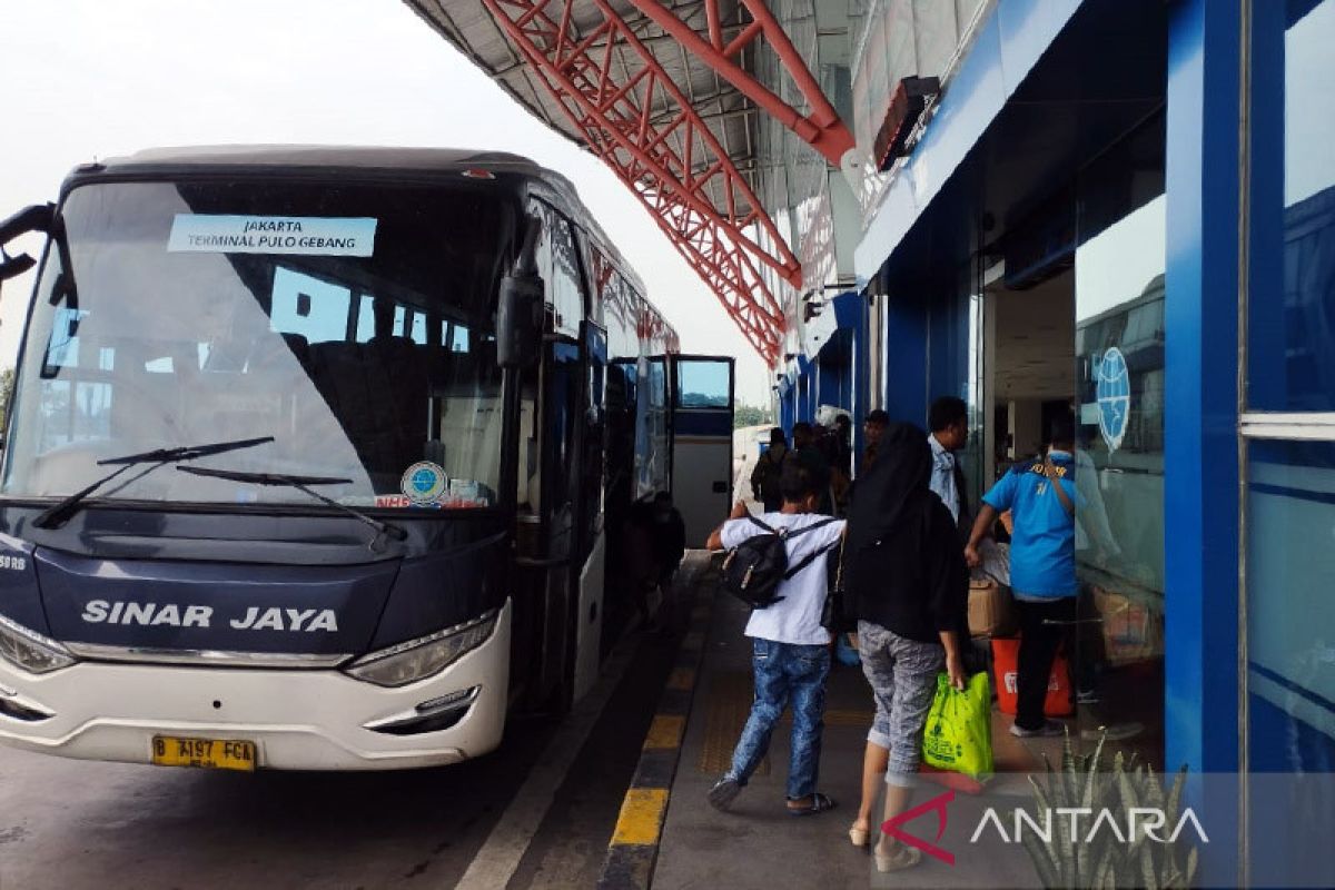 Kepala Terminal Pulo Gebang temukan belasan bus AKAP tak laik jalan