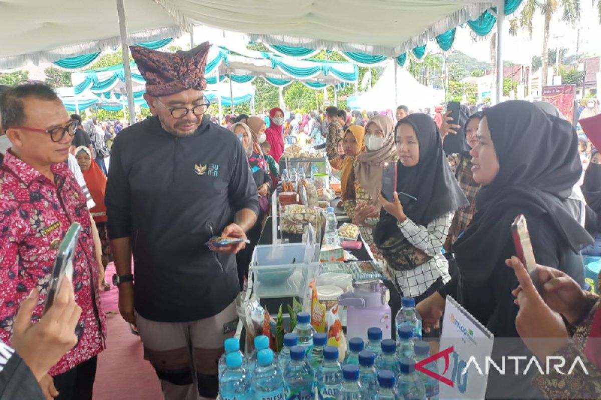 Stafsus Kementerian BUMN dorong perempuan jadi nasabah PNM Mekar