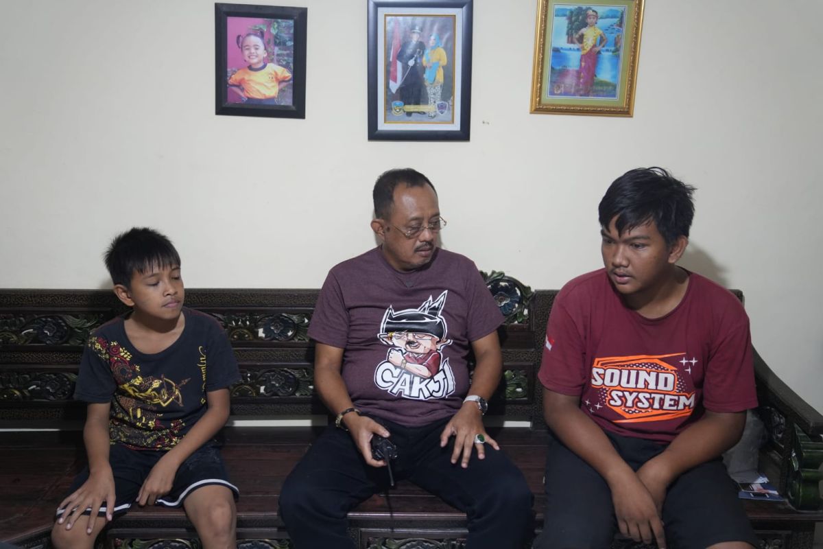 Pemkot Surabaya bantu anak yatim piatu di Dukuh Kupang Barat
