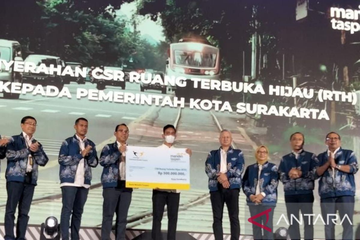 Bank Mandiri Taspen bangun RTH di Solo