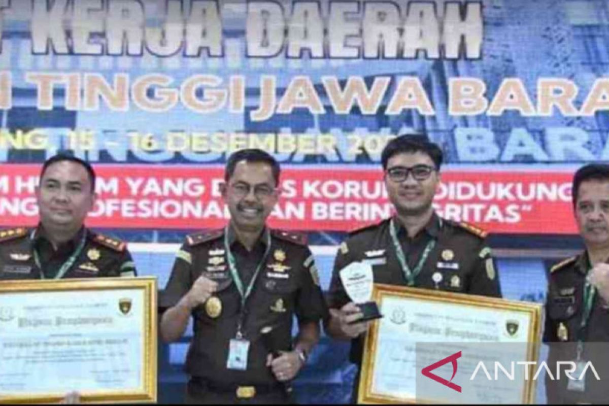 Kejaksaan Negeri Kabupaten Bekasi raih penghargaan terbaik kinerja pidsus