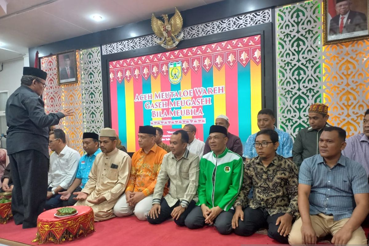 Pemko Banda Aceh peusijuk 23 pimpinan parpol peserta pemilu 2024