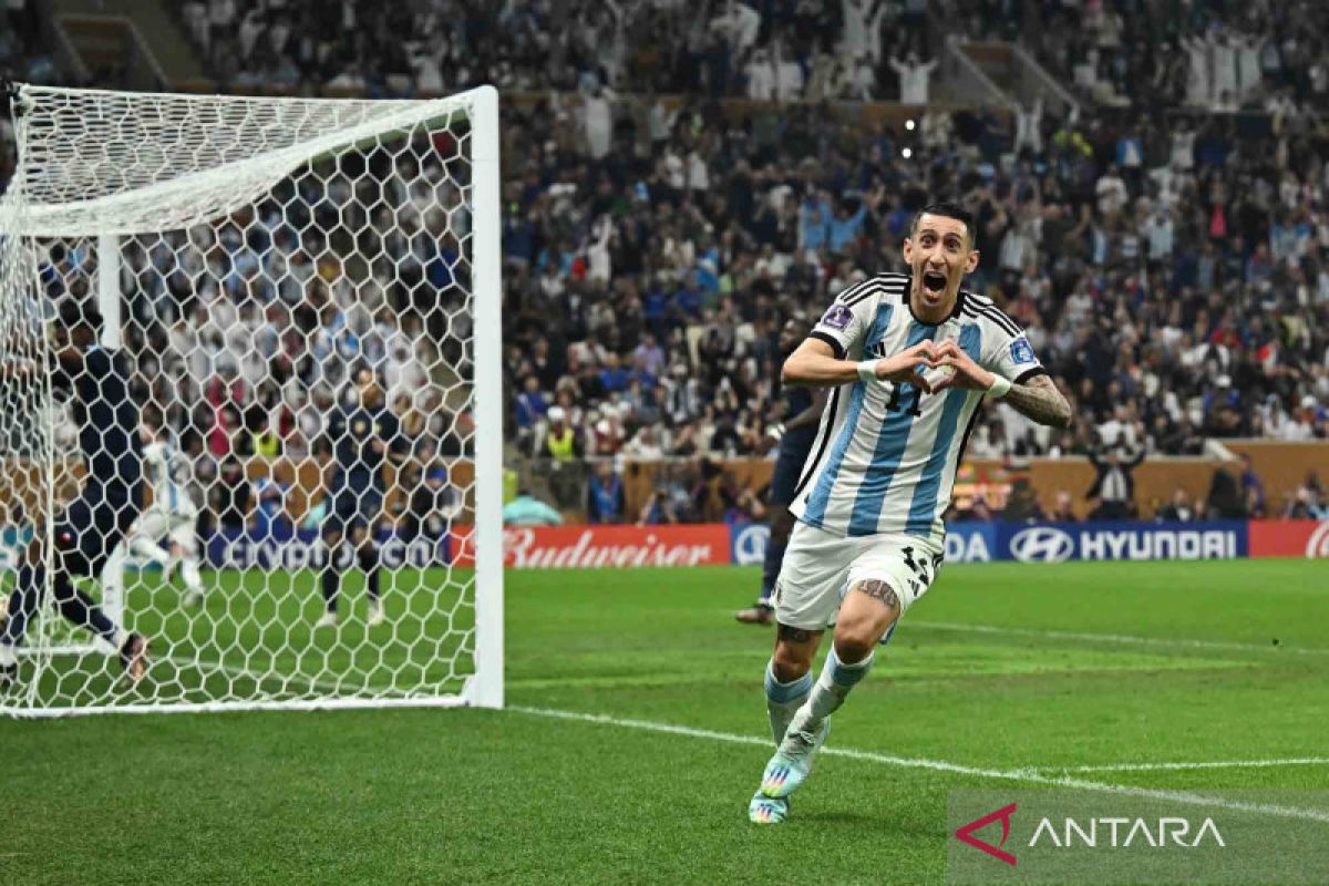 Messi dan Di Maria bawa Argentina sementara unggul 2-0 atas Prancis