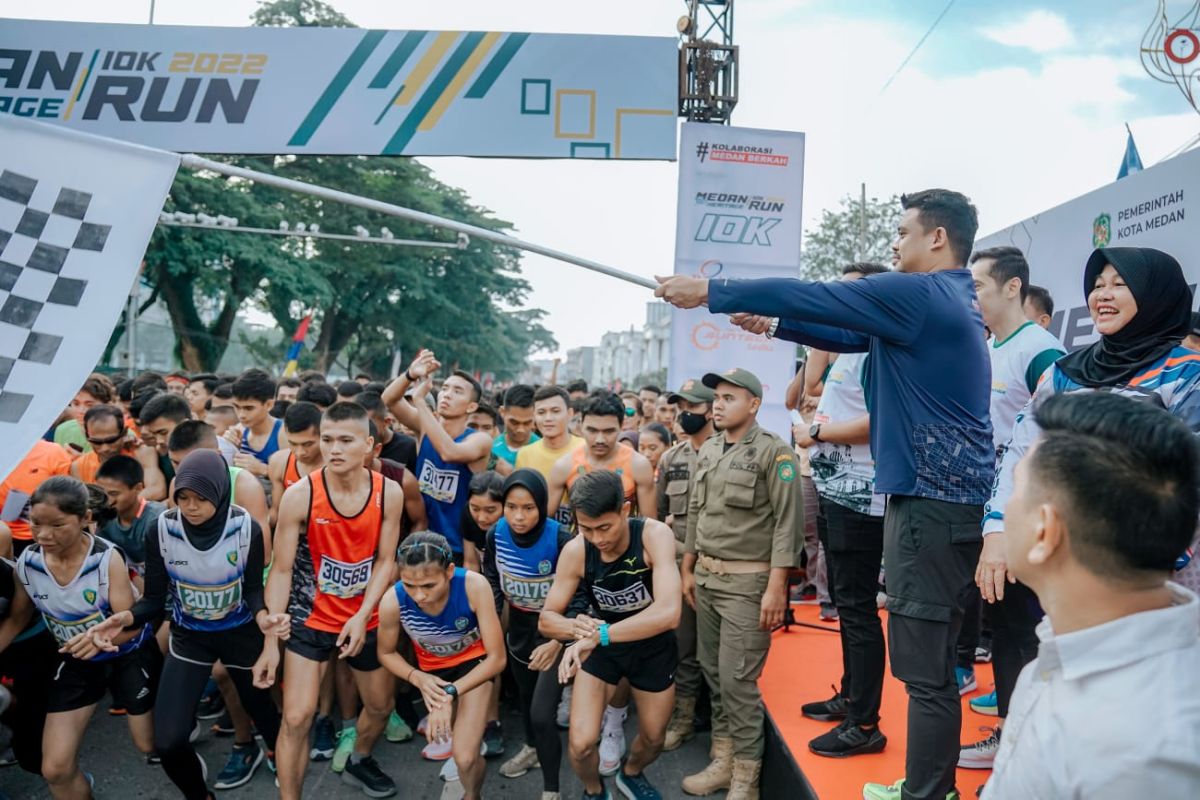 Bobby Nasution lepas ribuan peserta Medan Run Heritage 2022