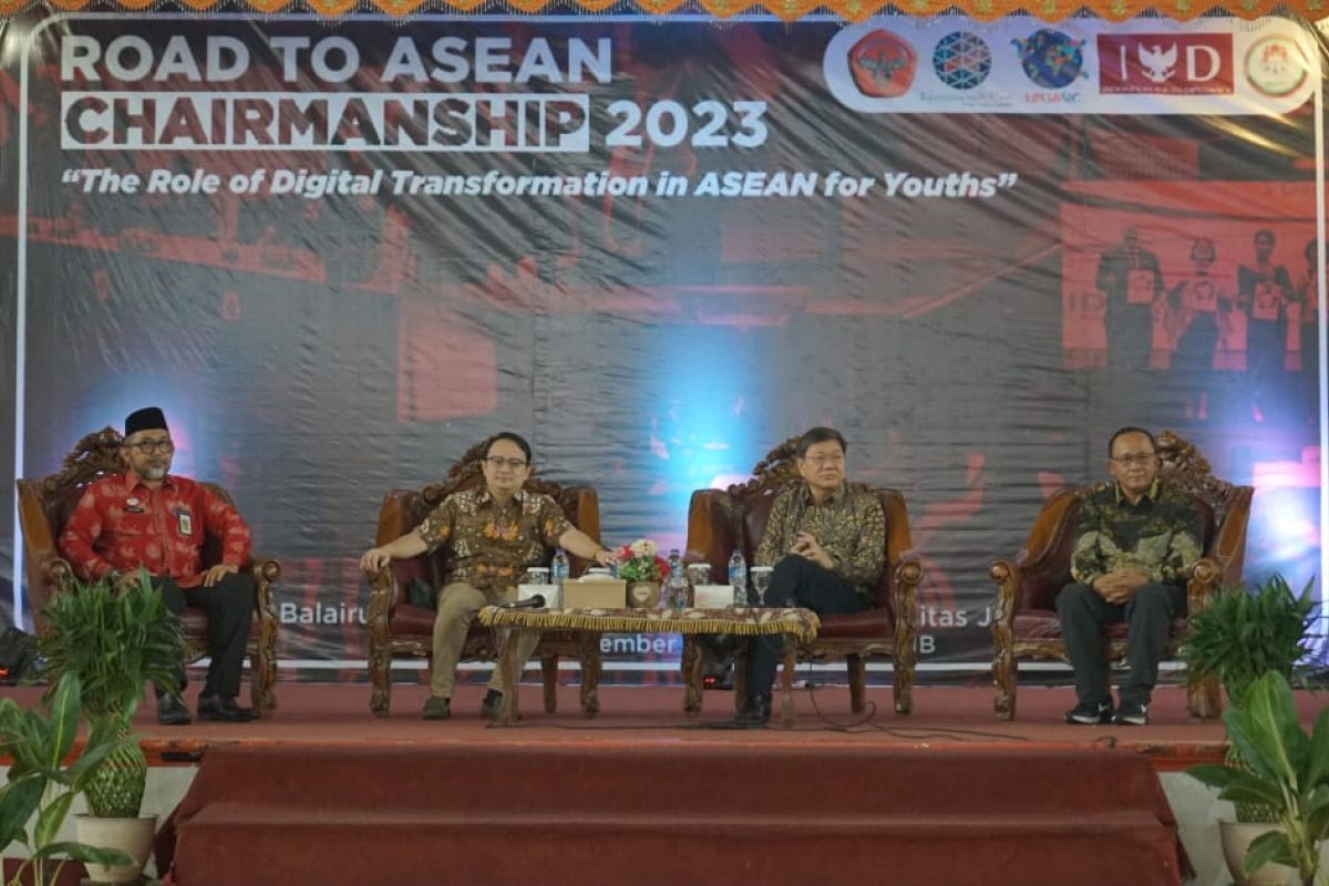 Wamendag mengajak mahasiswa Jambi percepat transformasi digital ASEAN