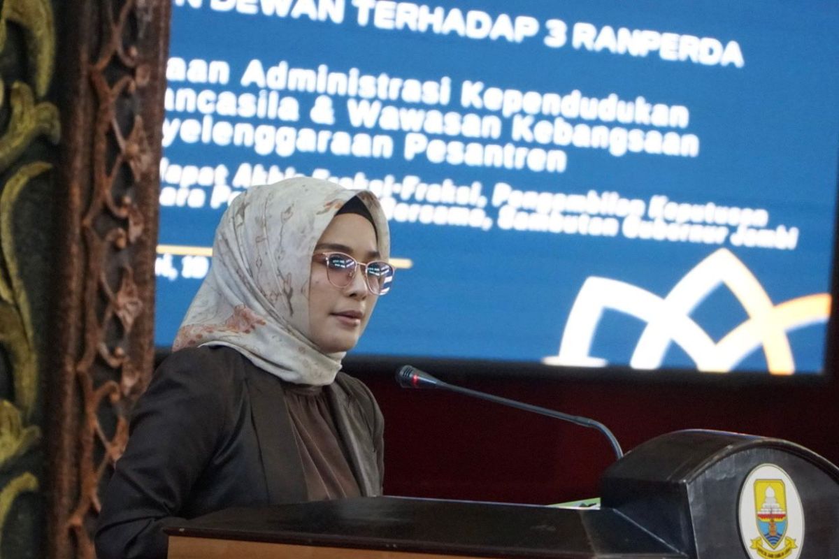 Eka Marlina apresiasi pengesahan Perda Pesantren inisiatif DPRD