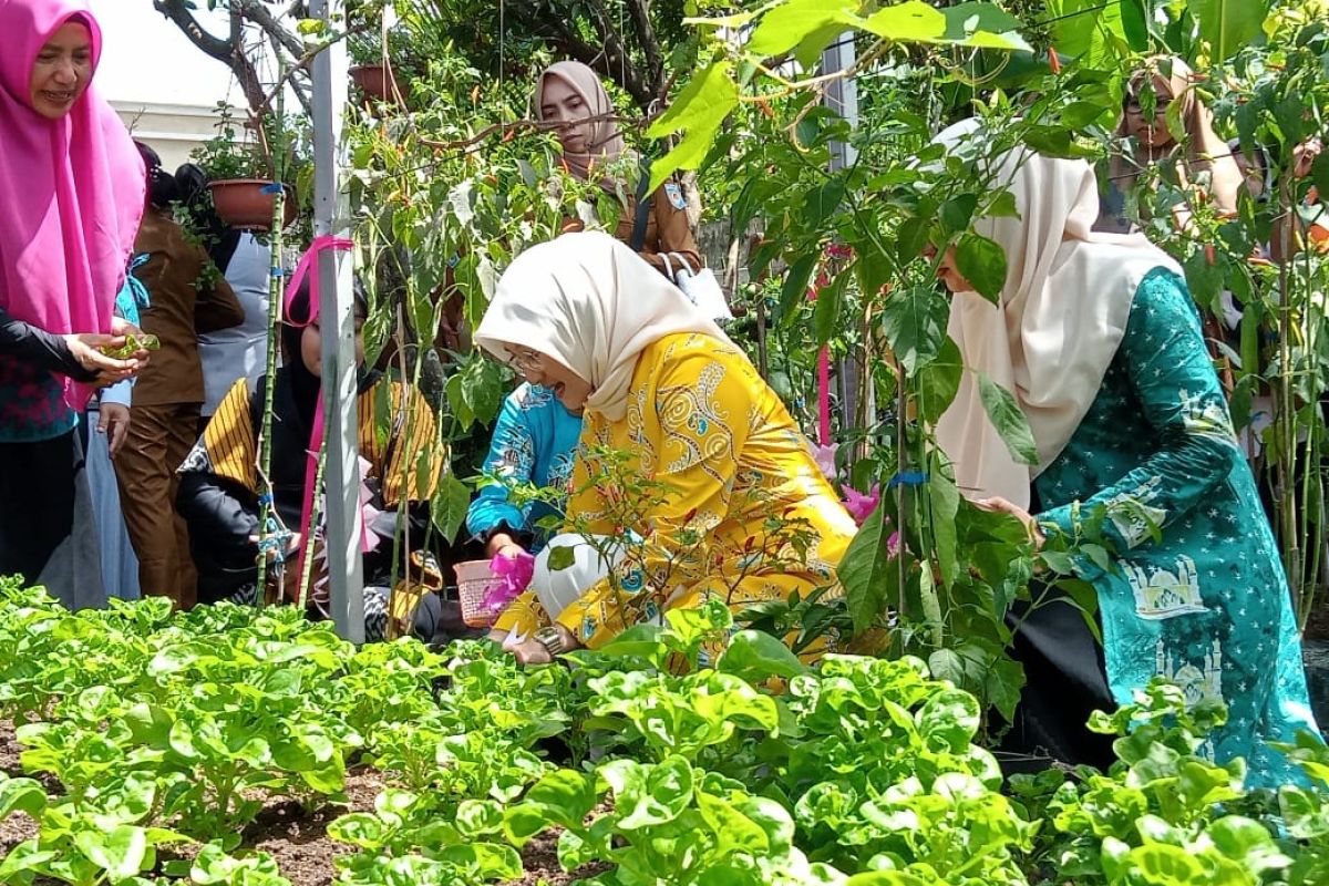 Pemkot Mataram mencanangkan kampung tanggap inflasi