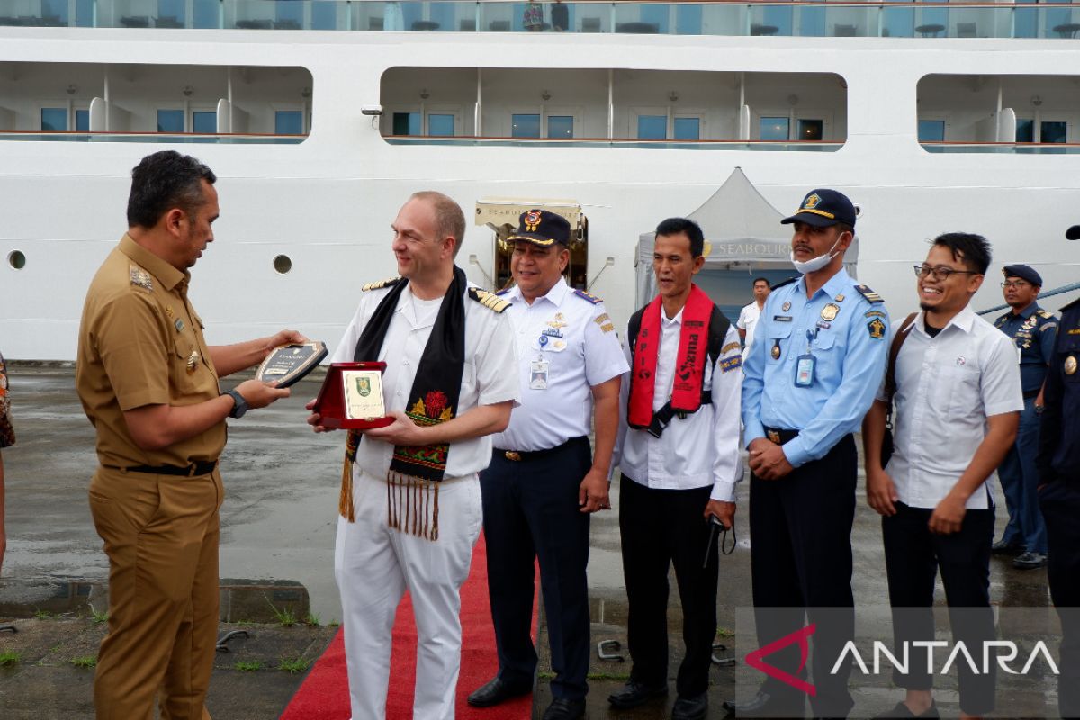 Imigrasi Sabang beri layanan on shipping bagi turis kapal pesiar, ini tujuannya