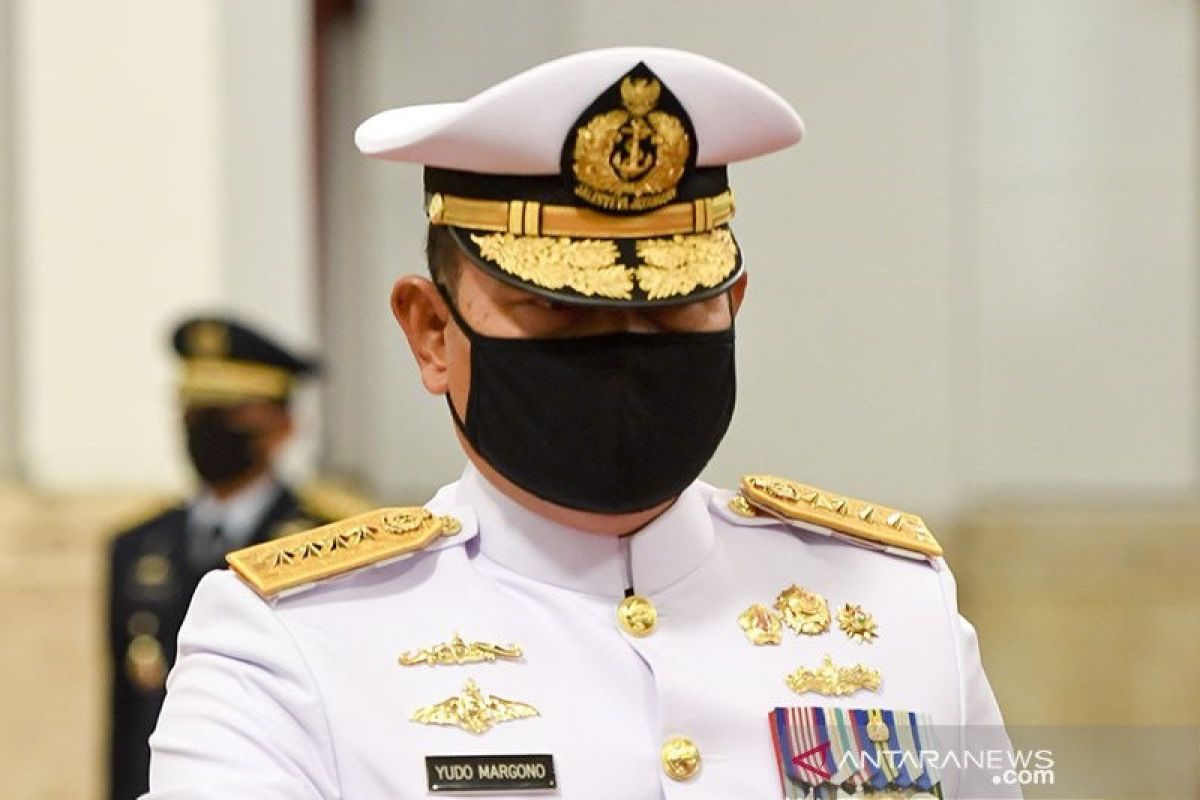 Presiden Jokowi lantik Laksamana Yudo Margono sebagai Panglima TNI