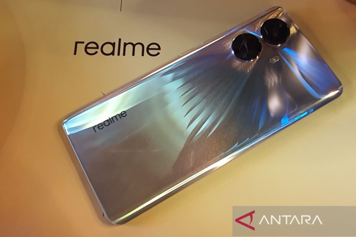 Daftar harga HP Realme 10 Pro series, tersedia tiga varian