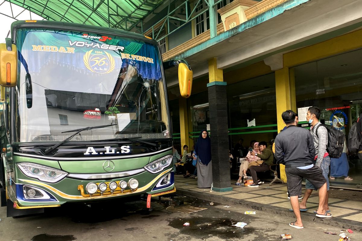 Lonjakan penumpang bus AKAP di Medan diprediksi H-2 Natal